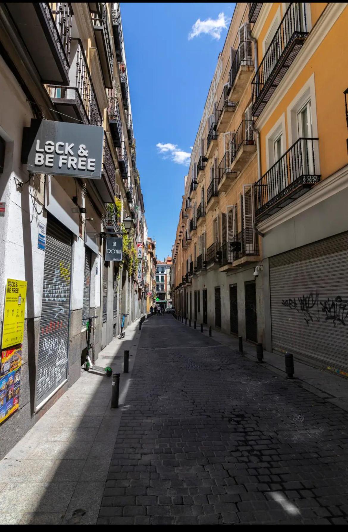 Estudio Plaza Neptuno Μαδρίτη Εξωτερικό φωτογραφία